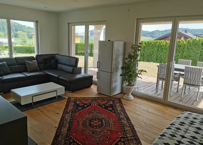 Schoene Grosse 90 M² Ferienwohung In Zweikirchen